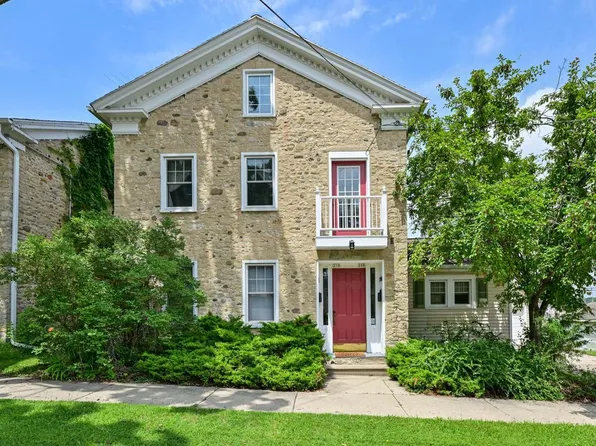 208 West Jefferson STREET #210, Burlington, WI 53105