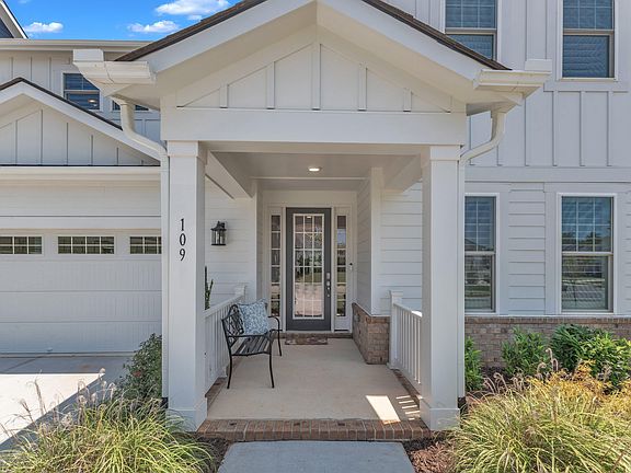 4th image of 109 Crested Coral Dr