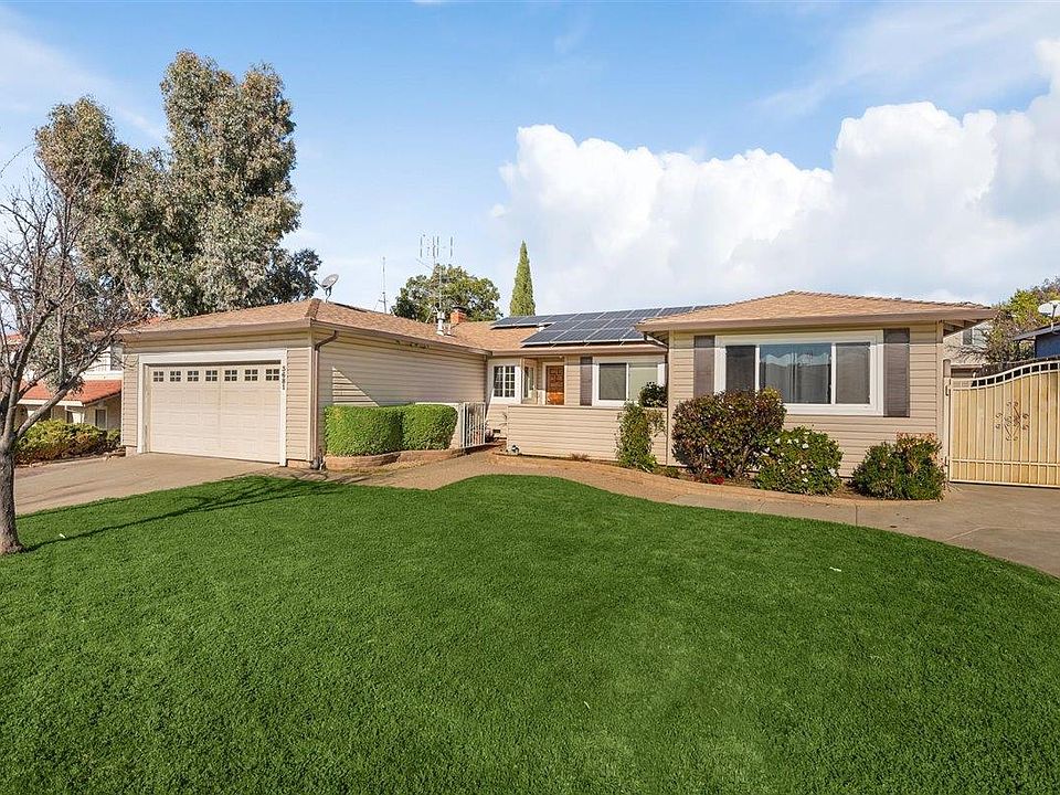 1st image of 3681 Slopeview Dr