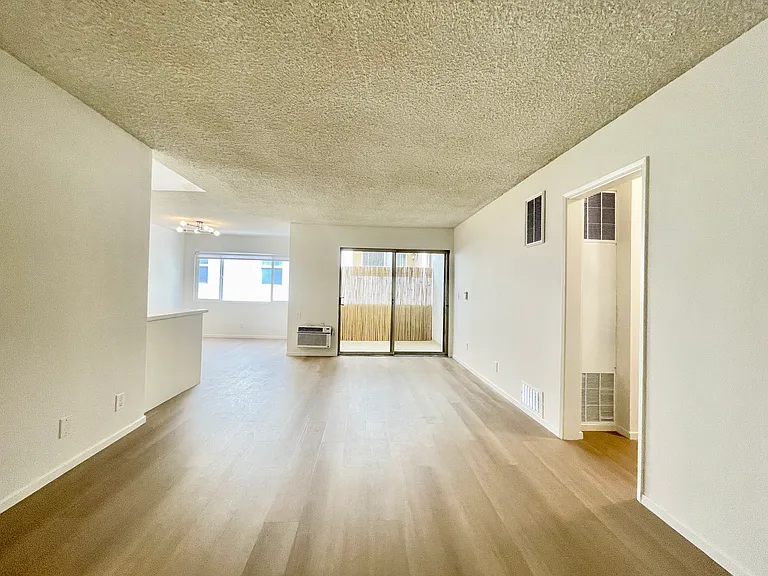 1312 N Curson Ave #2 — Photo 12