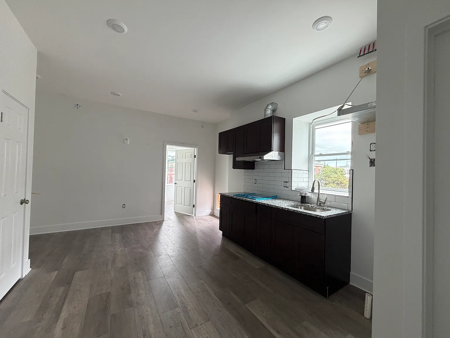 1 bed, 489 sqft, $1,275 — Photo 2