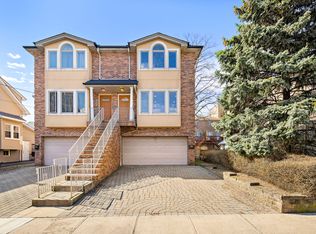 220 Wayne Ave, Cliffside Park, NJ 07010