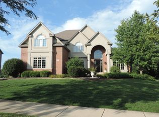 2263 Hill Ln, Batavia, IL 60510