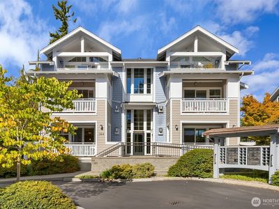 144 Hall Brothers Loop NW #101, Bainbridge Island, WA, 98110