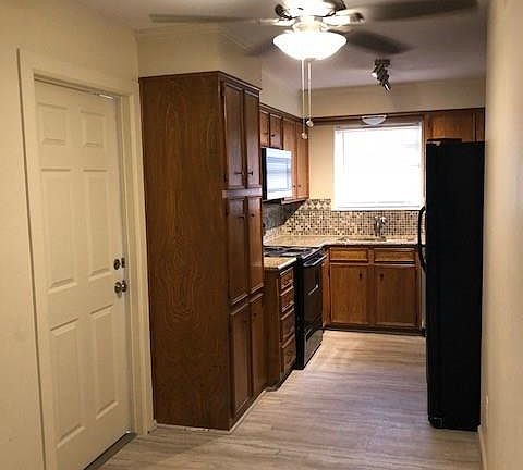 4th image of 5609 Southmoor Dr