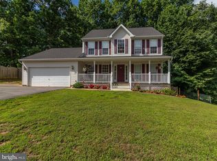 12 Palm Dr, Fredericksburg, VA 22405