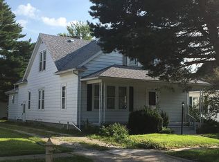 114 E 3rd St, Depue, IL 61322