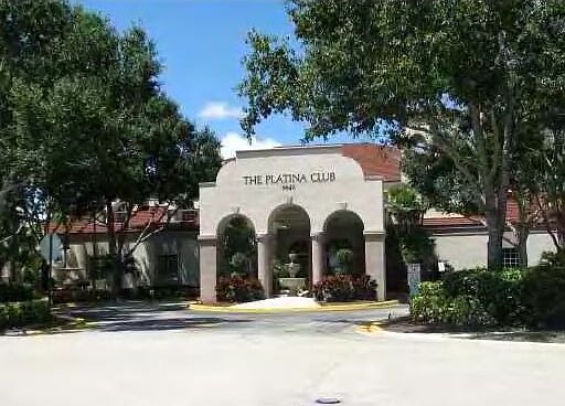 Platina Clubhouse