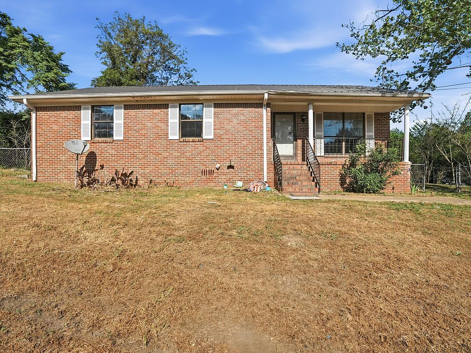 1st image of 90 Sperling Rd