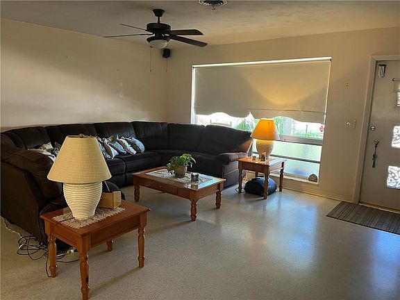 4th image of 1401 E Hawthorne