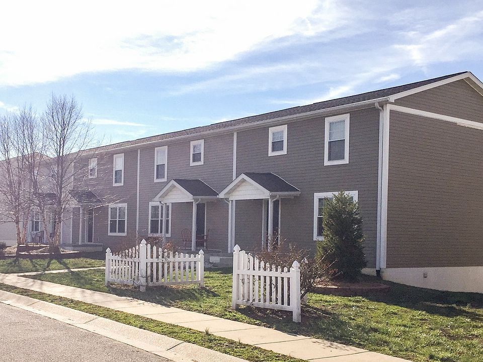 1st image of 6838 Lexington Dr
