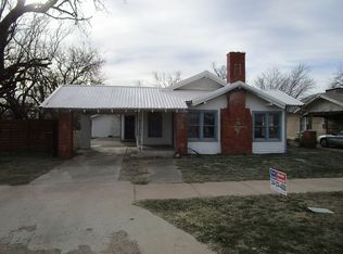 445 W Lake Dr, Hamlin, TX 79520