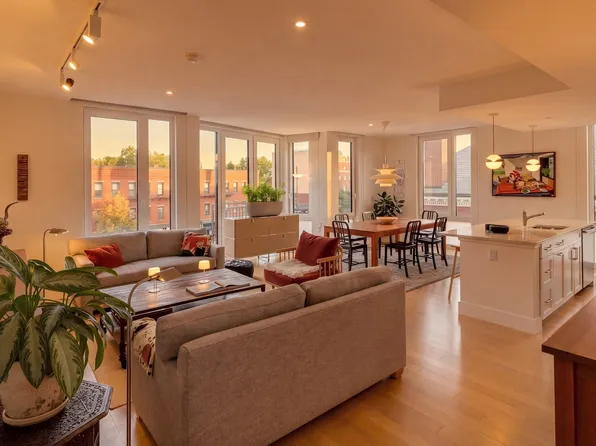 7 Beech St #321, Cambridge, MA 02140
