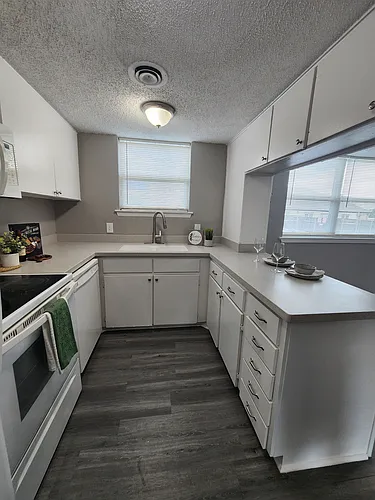 Floor plan 2 Bedroom Townhome