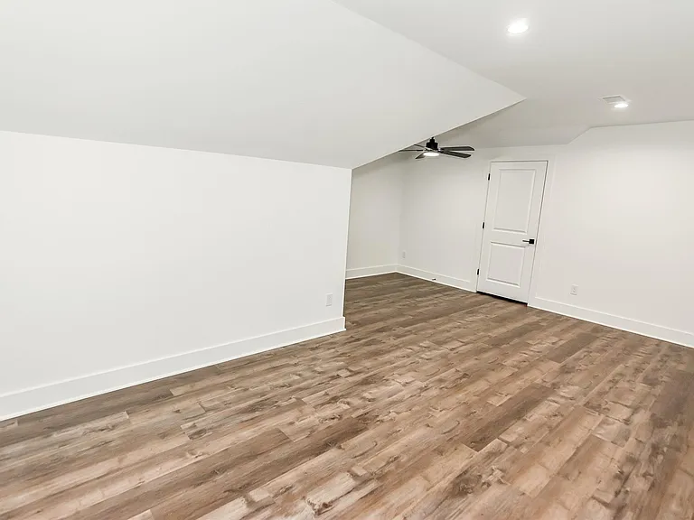 18219 Polo Meadow Dr — Photo 35