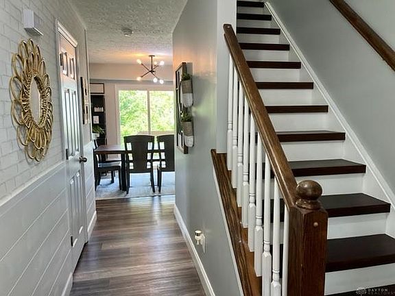 2nd image of 140 Lena Dr
