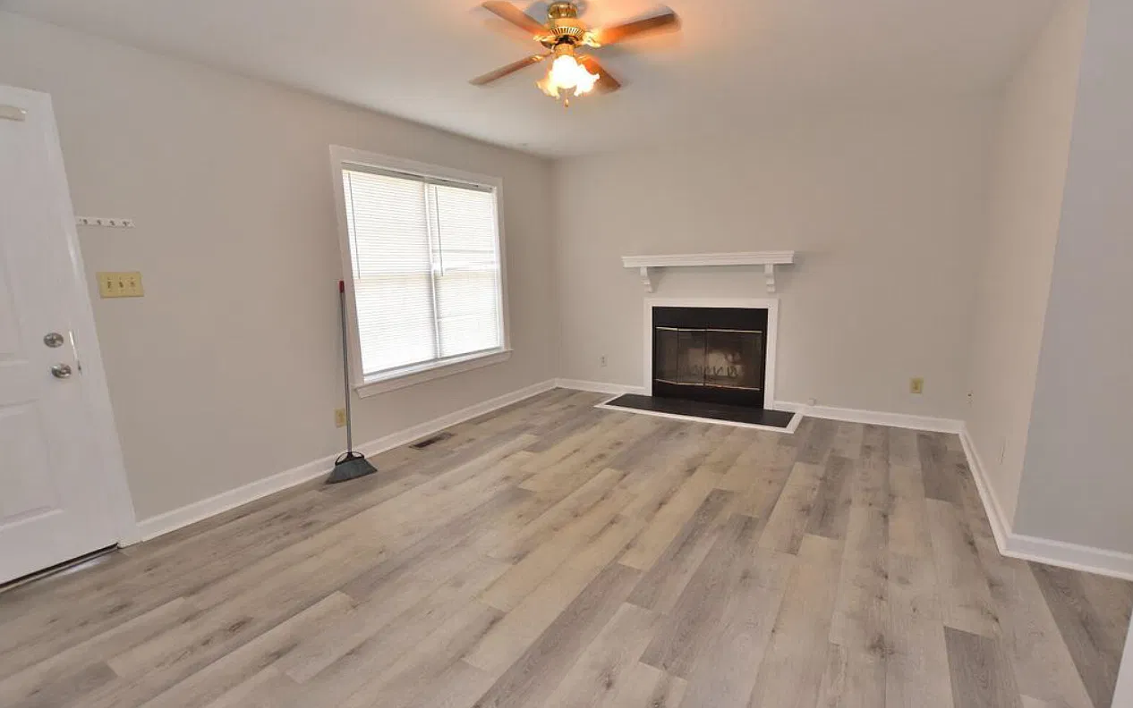3 bed, 1154 sqft, $1,500 — Photo 2
