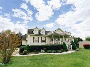 120 Haskew Ln, Cumberland Gap, TN 37724