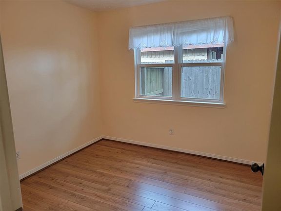4th image of 2402 Sand Plum Drive