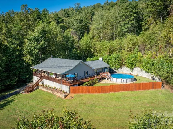 5933 Nubbin Creek Rd, Lenoir, NC 28645