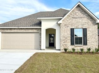 104 Tenor St, Youngsville, LA 70592