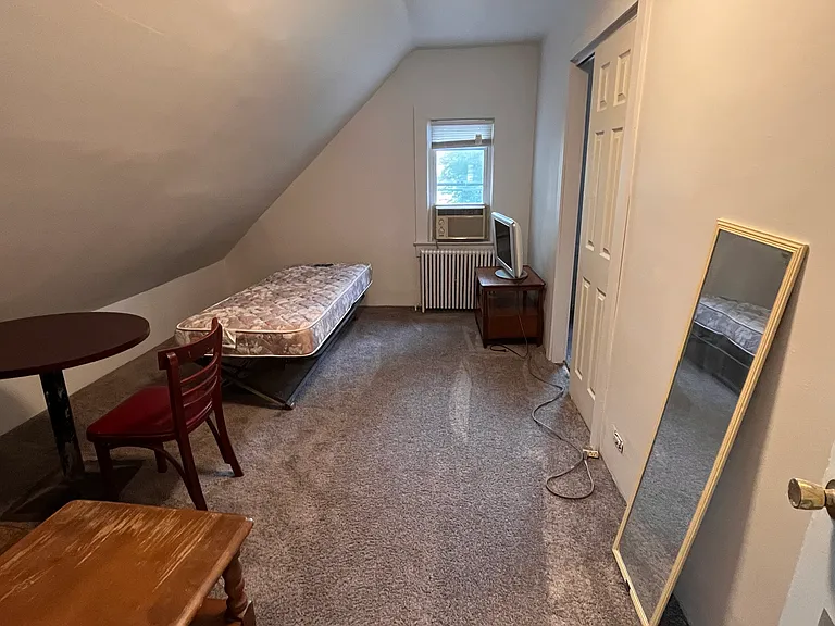 5859 Hobart St #2 — Photo 43
