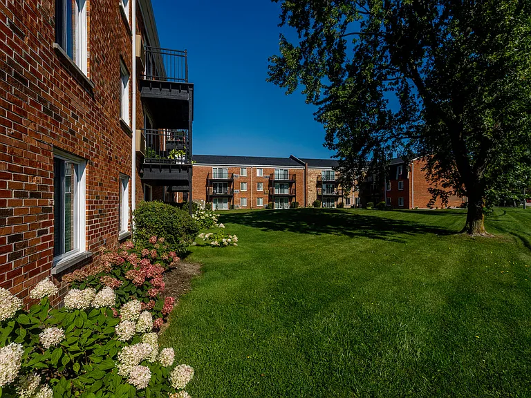 GlenLake Village — Photo 30