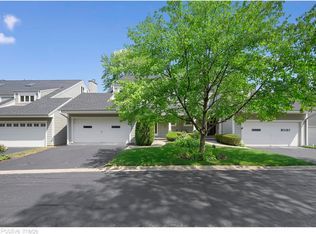 212 W Grant Vlg, Hinsdale, IL 60521