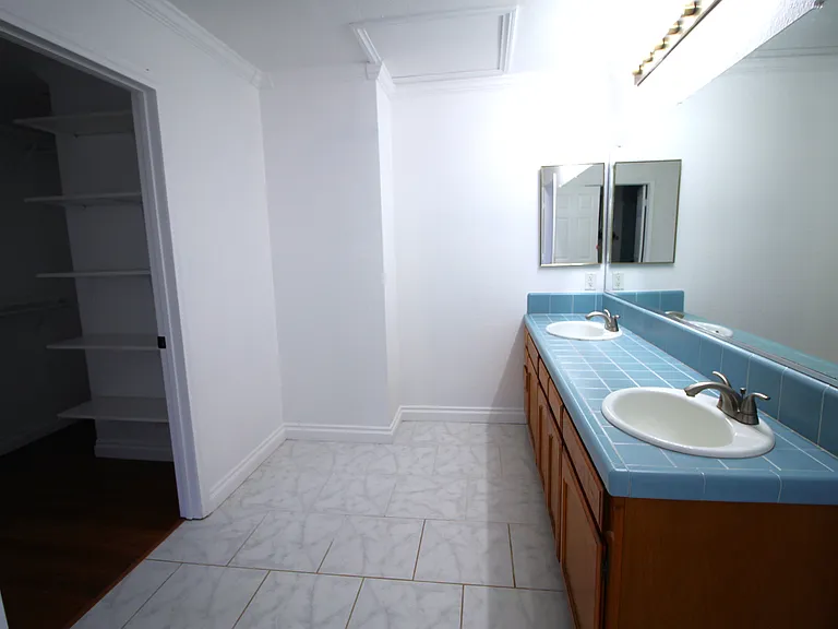14255 Judy Ann Dr — Photo 5