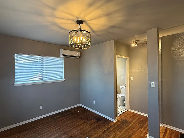 9 N College Ave #6 — Photo 4