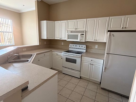 3rd image of 4600 SW 160th Ave APT 634