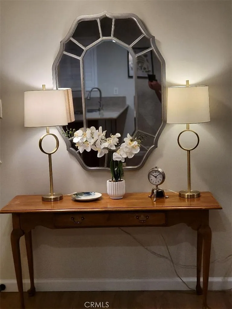 3 bed, 1430 sqft, $7,450 — Photo 4