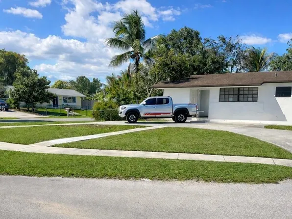 15761 SW 303rd St, Homestead, FL 33033
