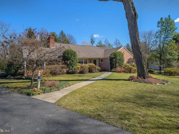941 Morris Ave, Bryn Mawr, PA 19010