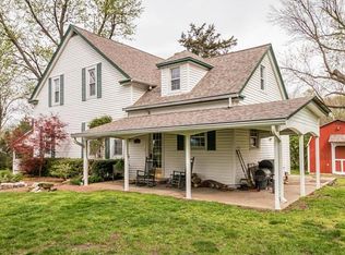 979 Gall Rd, Waterloo, IL 62298