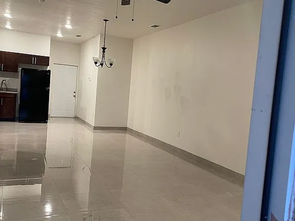 332 Morgan Cir N, Lehigh Acres, FL 33936