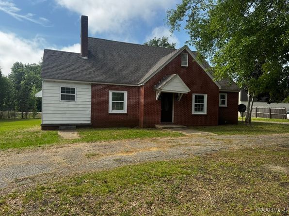 550 E Tuskeena St, Hayneville, AL 36040