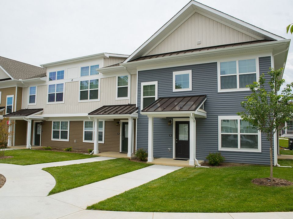 Offering Single Story and Multi-Level Apartments