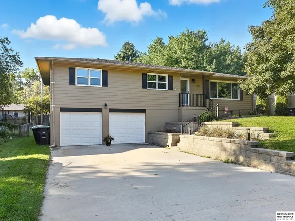 11021 Spring St, Omaha, NE 68144