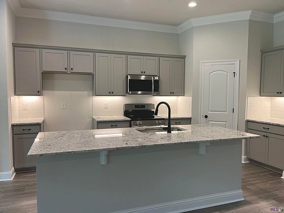 4th image of 26767 Elmcrest Dr