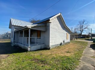 1402 8th Ave N, Columbus, MS 39701