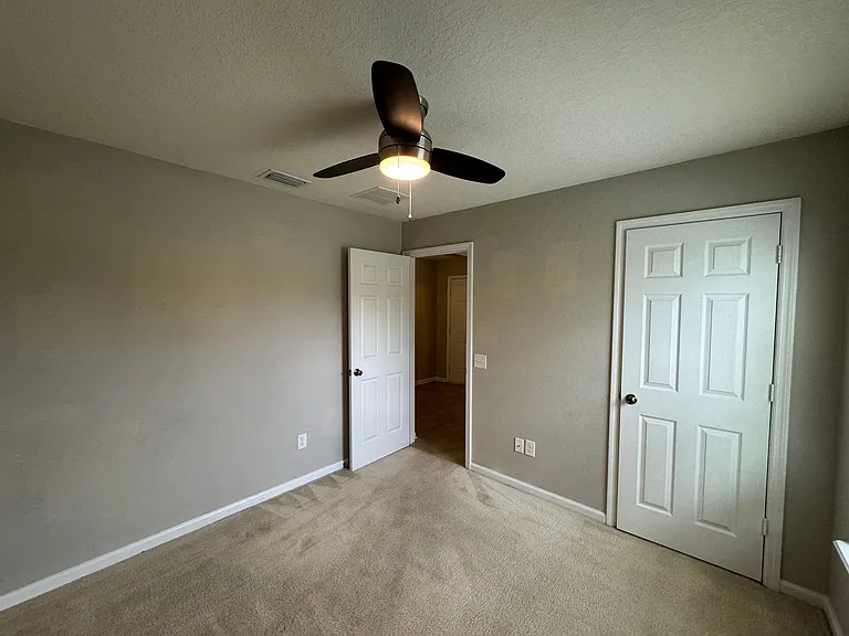 604 Champion Ridge Dr — Photo 11