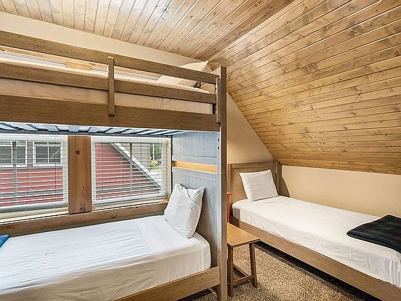 3rd image of 210 Carefree Ln #10