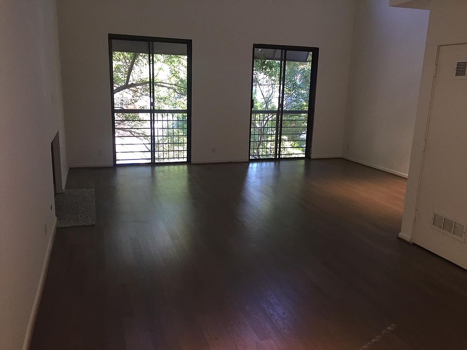 Living room with fireplace