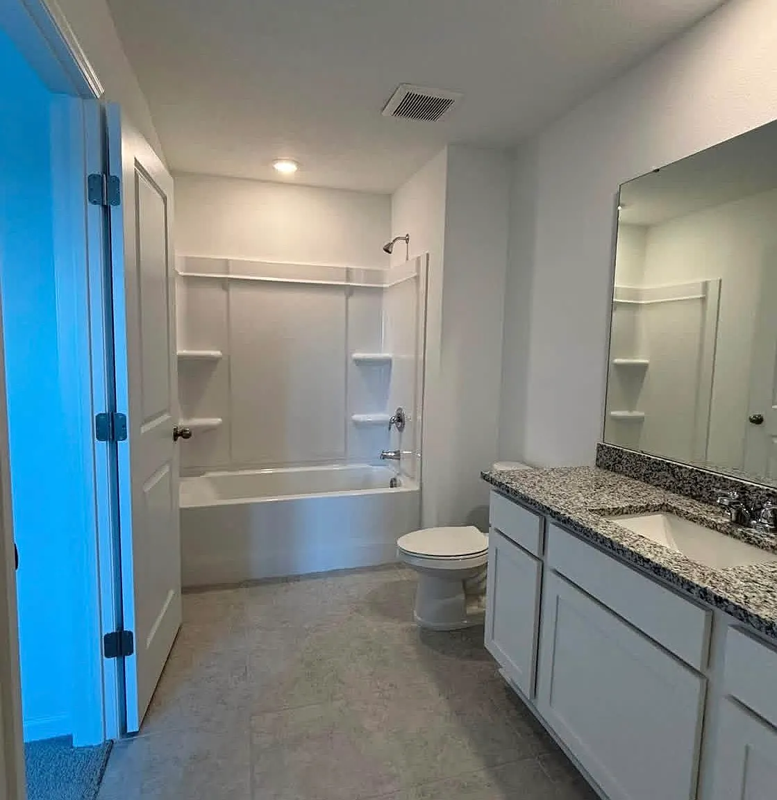 3 bed, 2.5 bath, 1475 sqft, $1,950 — Photo 1