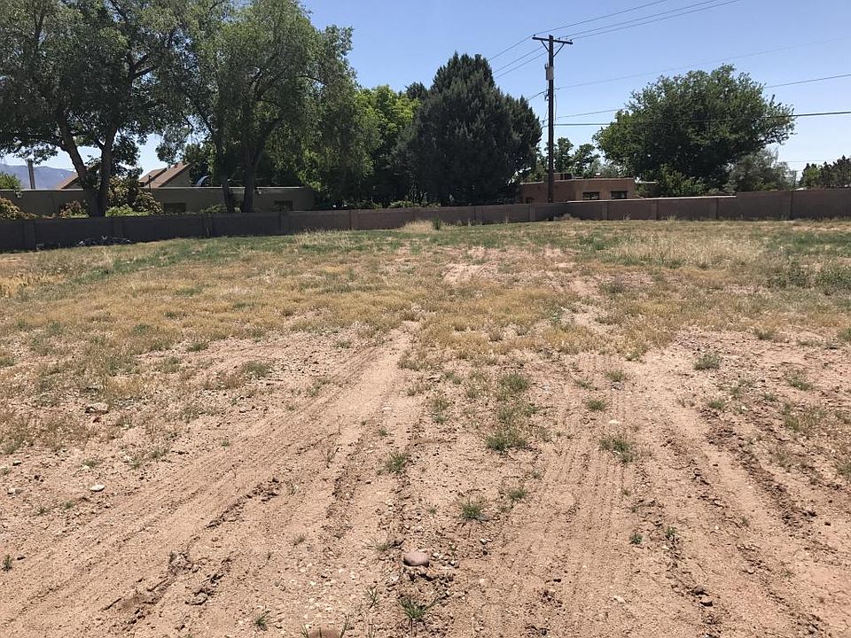 2nd image of 800 Vista Faisan Trl NW