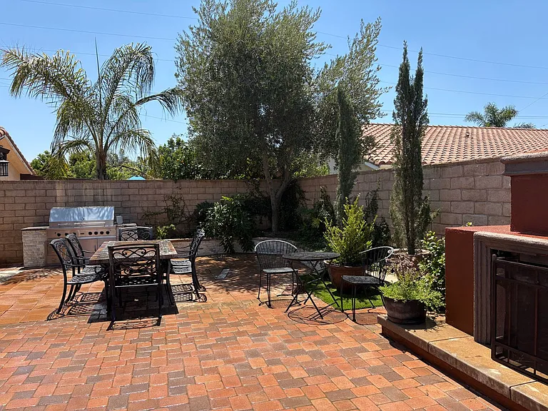 12859 Fenton Ave — Photo 47