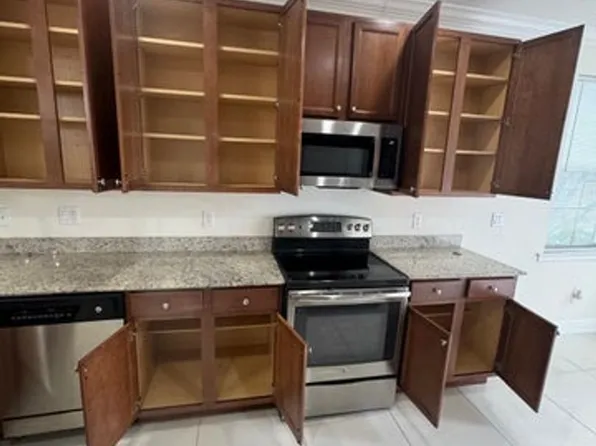 2723 NE 14th St Unit 108, Pompano Beach, FL 33062