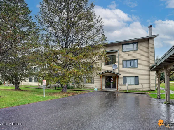 305 Donna Dr Unit 38, Anchorage, AK 99504