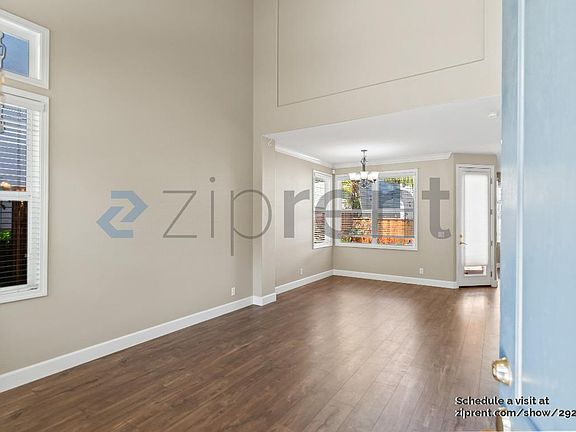 3rd image of 4 Peach Blossom Ln